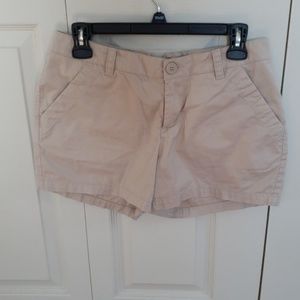 Columbia Short size 6